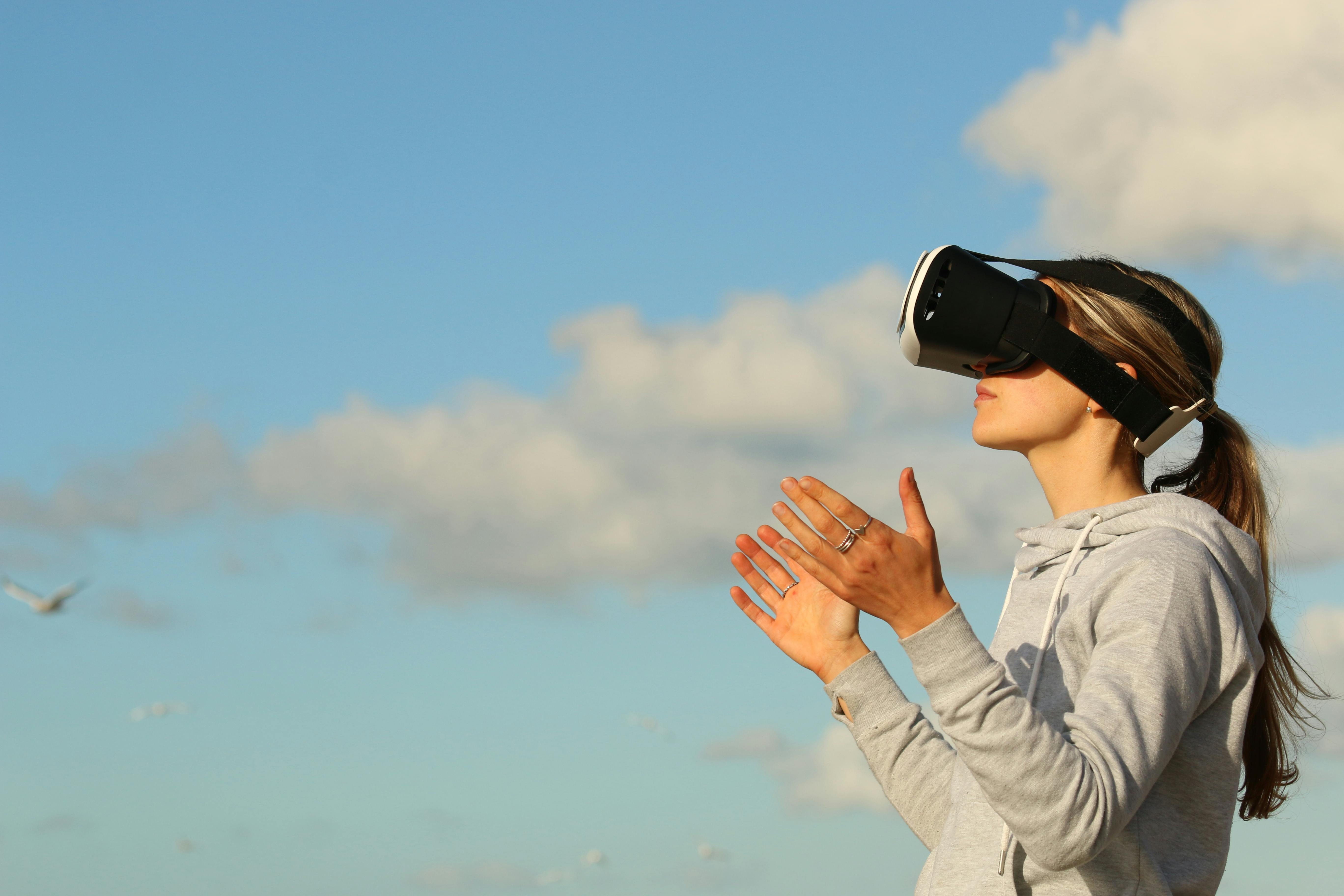 Realitat virtual, un entorn immersiu per a l’educació